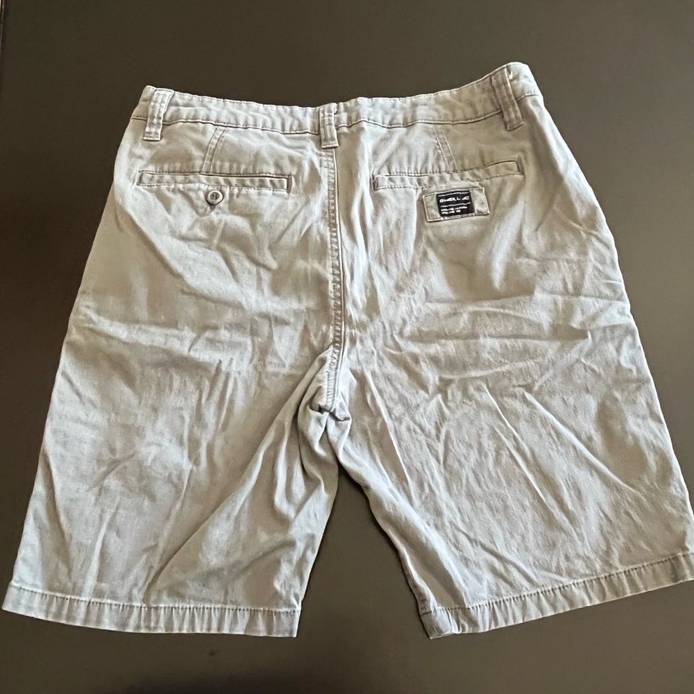 O’Neill gray shorts